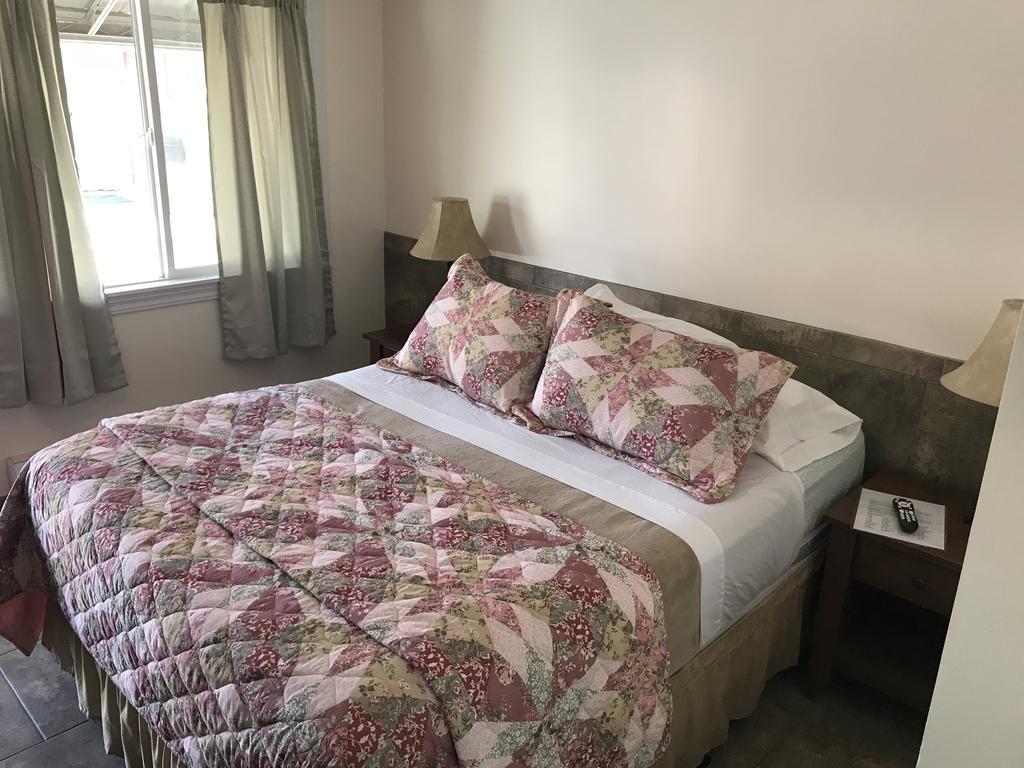 Selkirk Motel Colville Eksteriør bilde