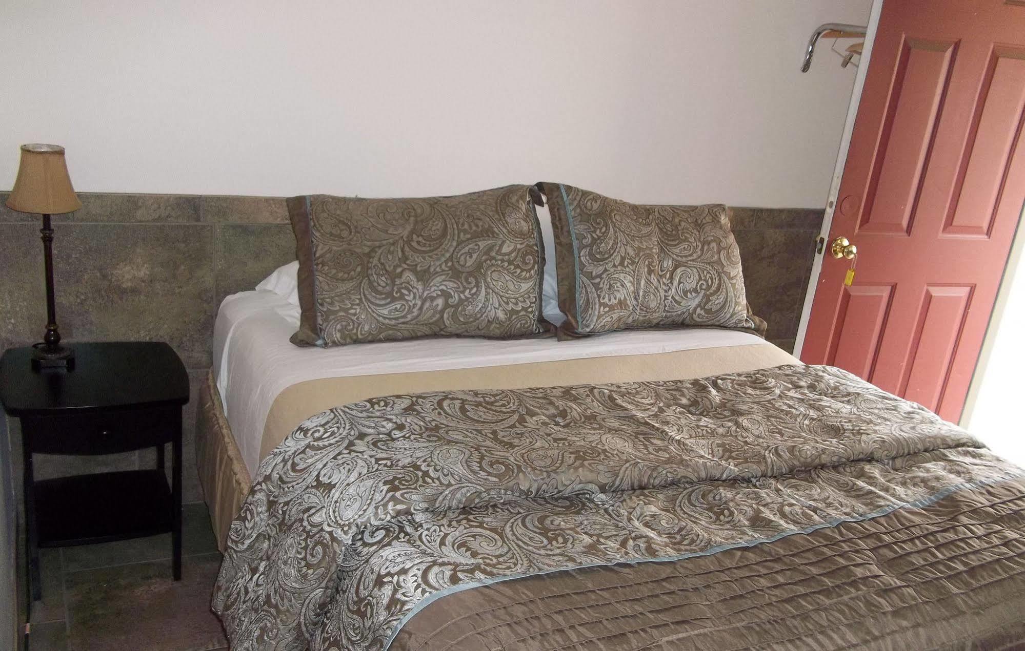 Selkirk Motel Colville Eksteriør bilde