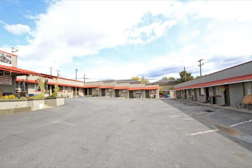 Selkirk Motel Colville Eksteriør bilde